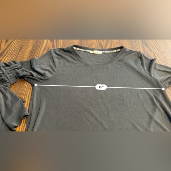 Skies are Blue top Women’s Medium long Bell Sleeve tie gray Boho peasant comfy - Picture 8 of 16